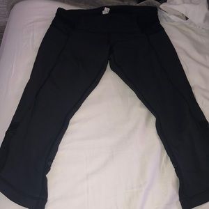 Lululemon cropped leggings
